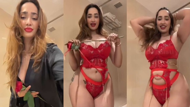 Aditi mistry Nude valentines Special Live In HD