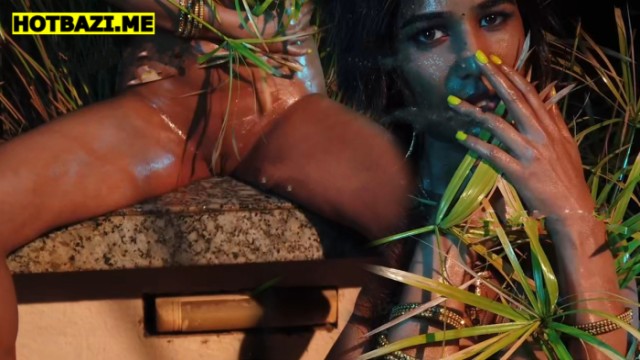 Poonam Pandey Wet Chocolate