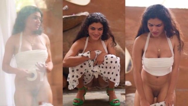 Horny Resmi Nair Sensual Pee in Hotel Toilet App Content